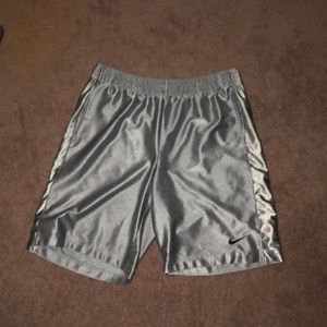 nike basketball shorts